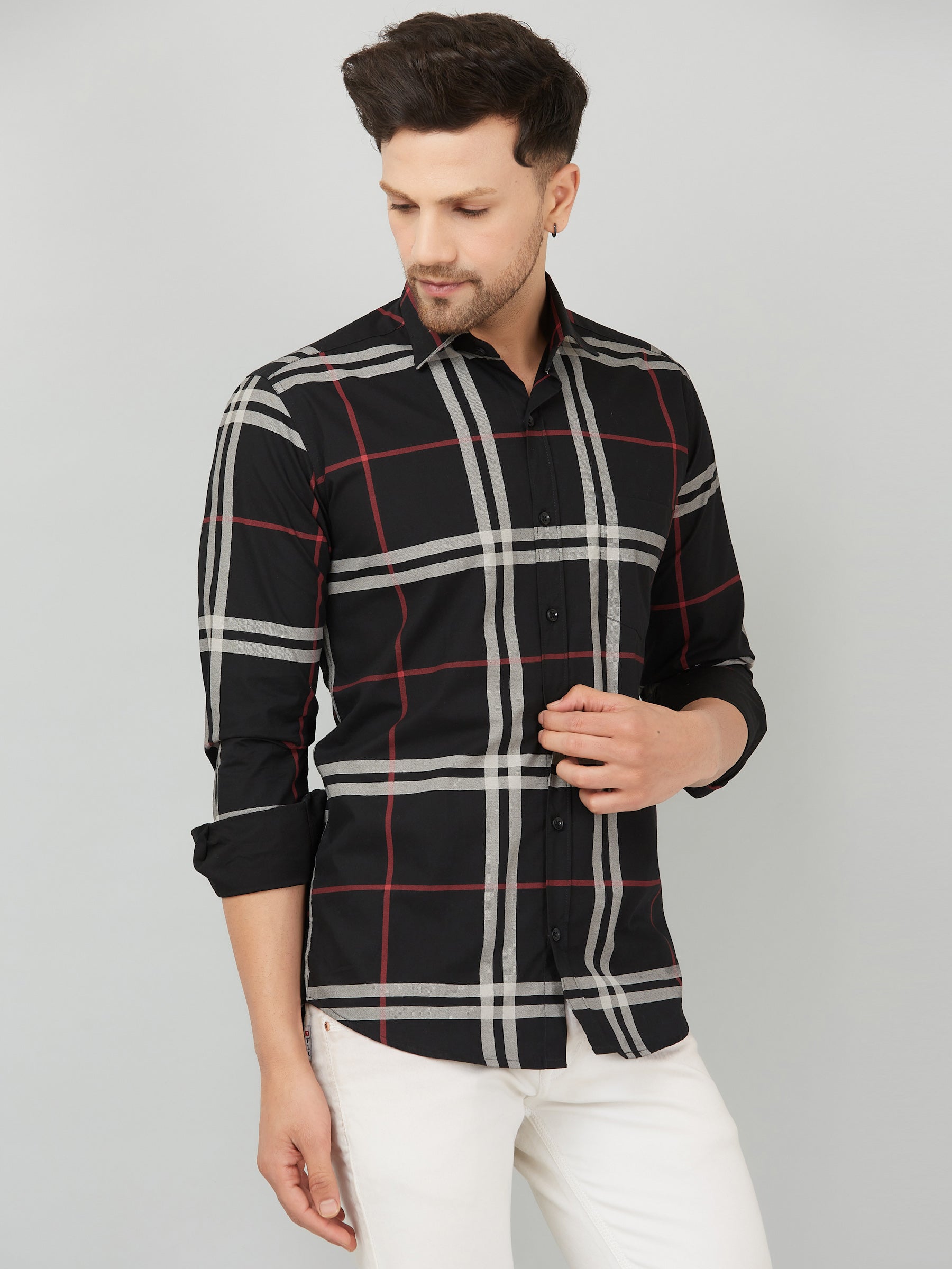 Louis Monarch Men Regular Fit Checked Black Spread Collar Casual Shirt