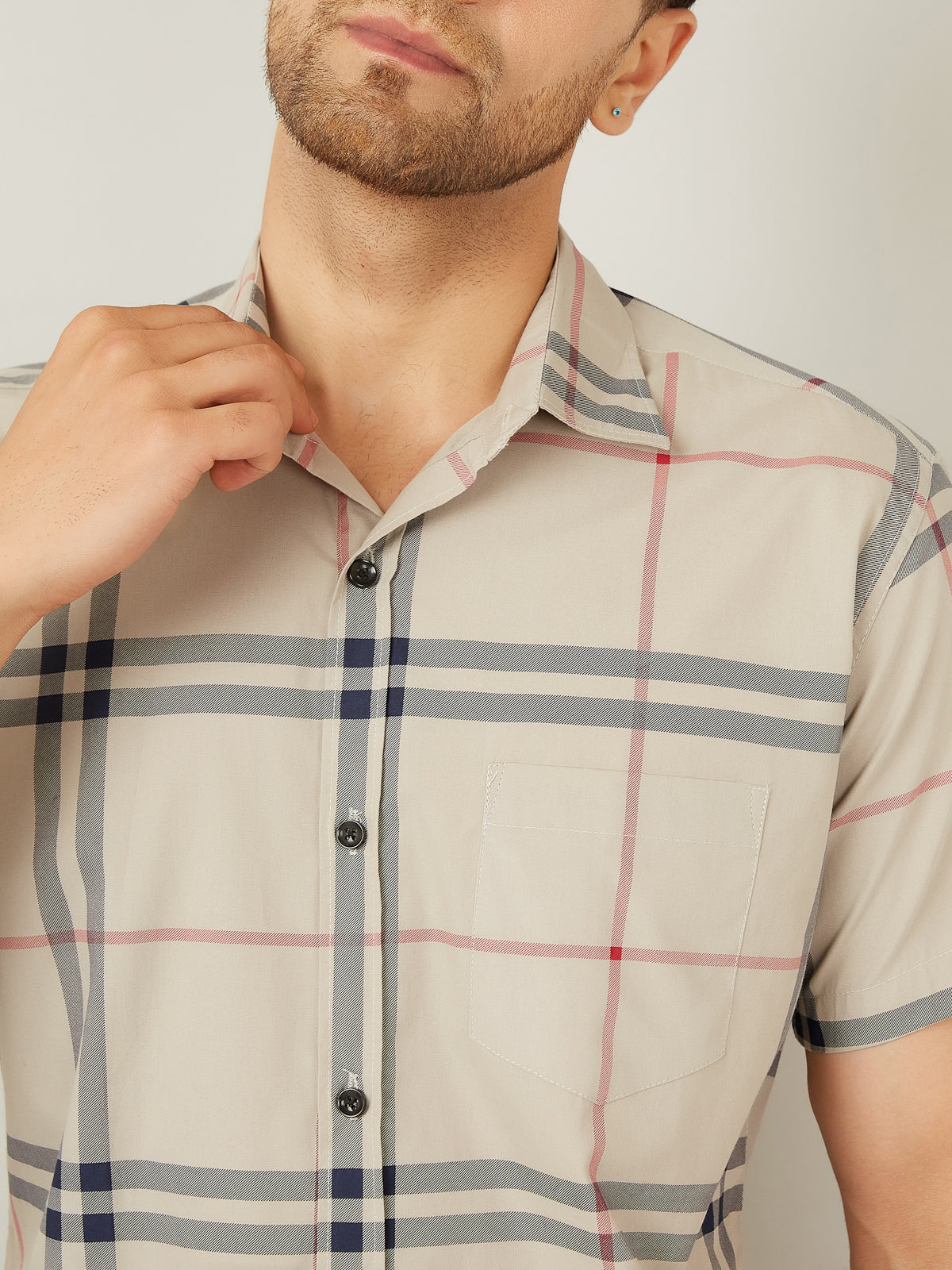 Louis Monarch Men Regular Fit Grey Checkered Spread Collar Casual Half Shirt