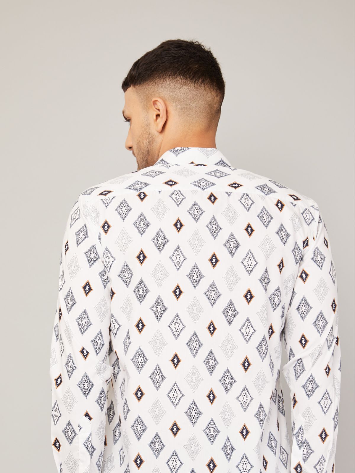 Louis Monarch Men Regular Fit Block Printed White Spread Collar Casual Shirt