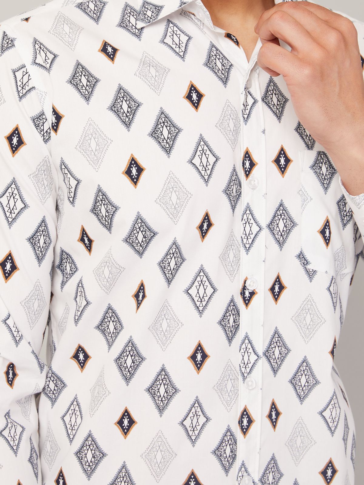 Louis Monarch Men Regular Fit Block Printed White Spread Collar Casual Shirt