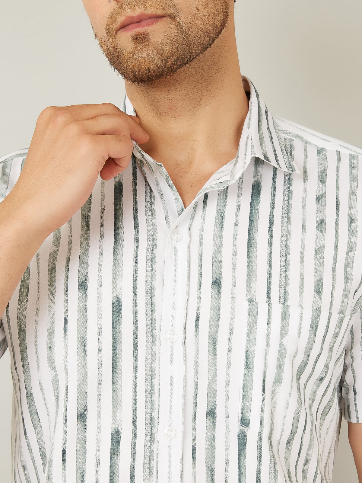 Louis Monarch Men Regular Fit Striped White Spread Collar Casual Half Shirt