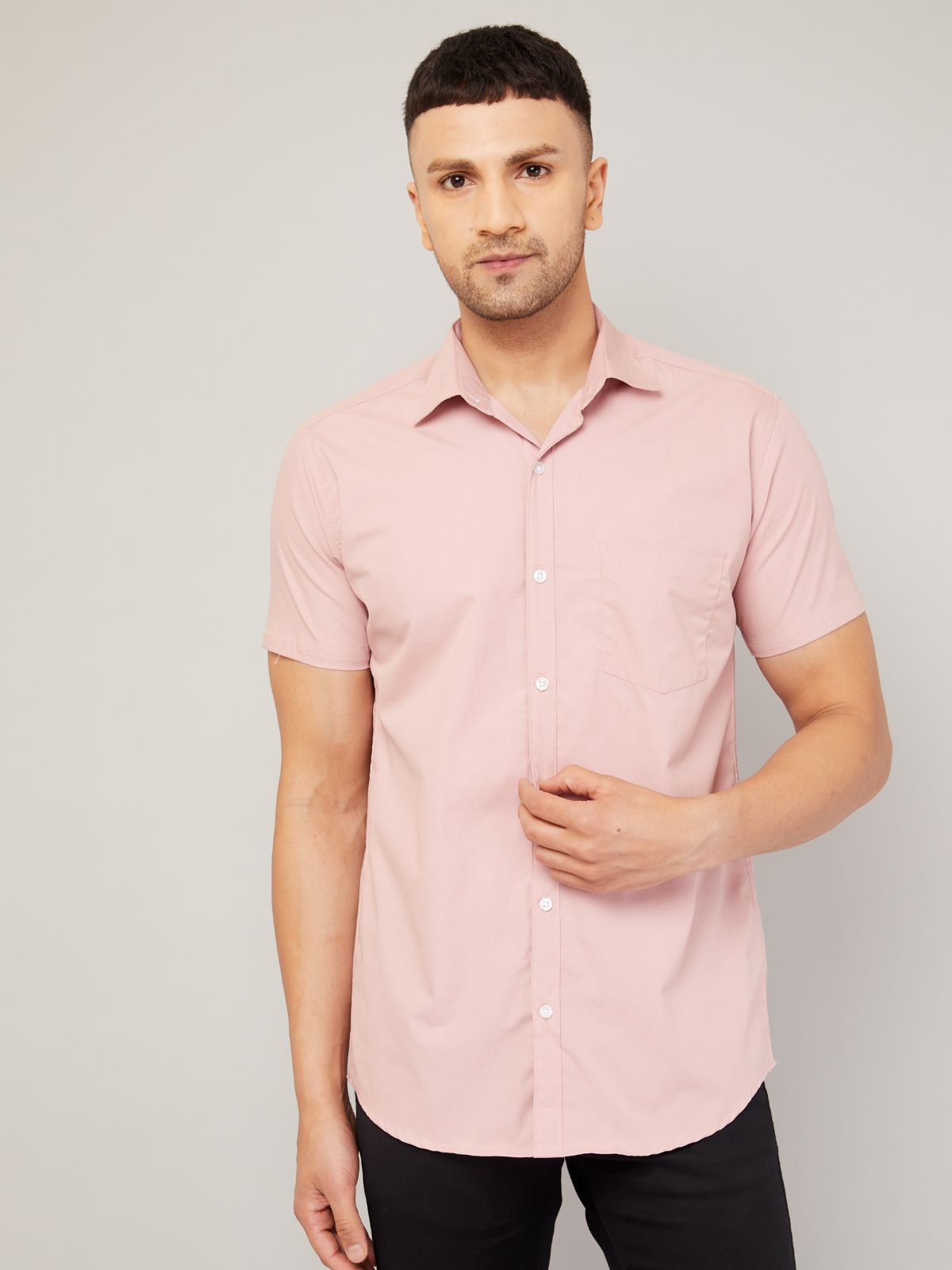 Louis Monarch Men Regular Fit Solid Light Peach Spread Collar Casual Half Shirt