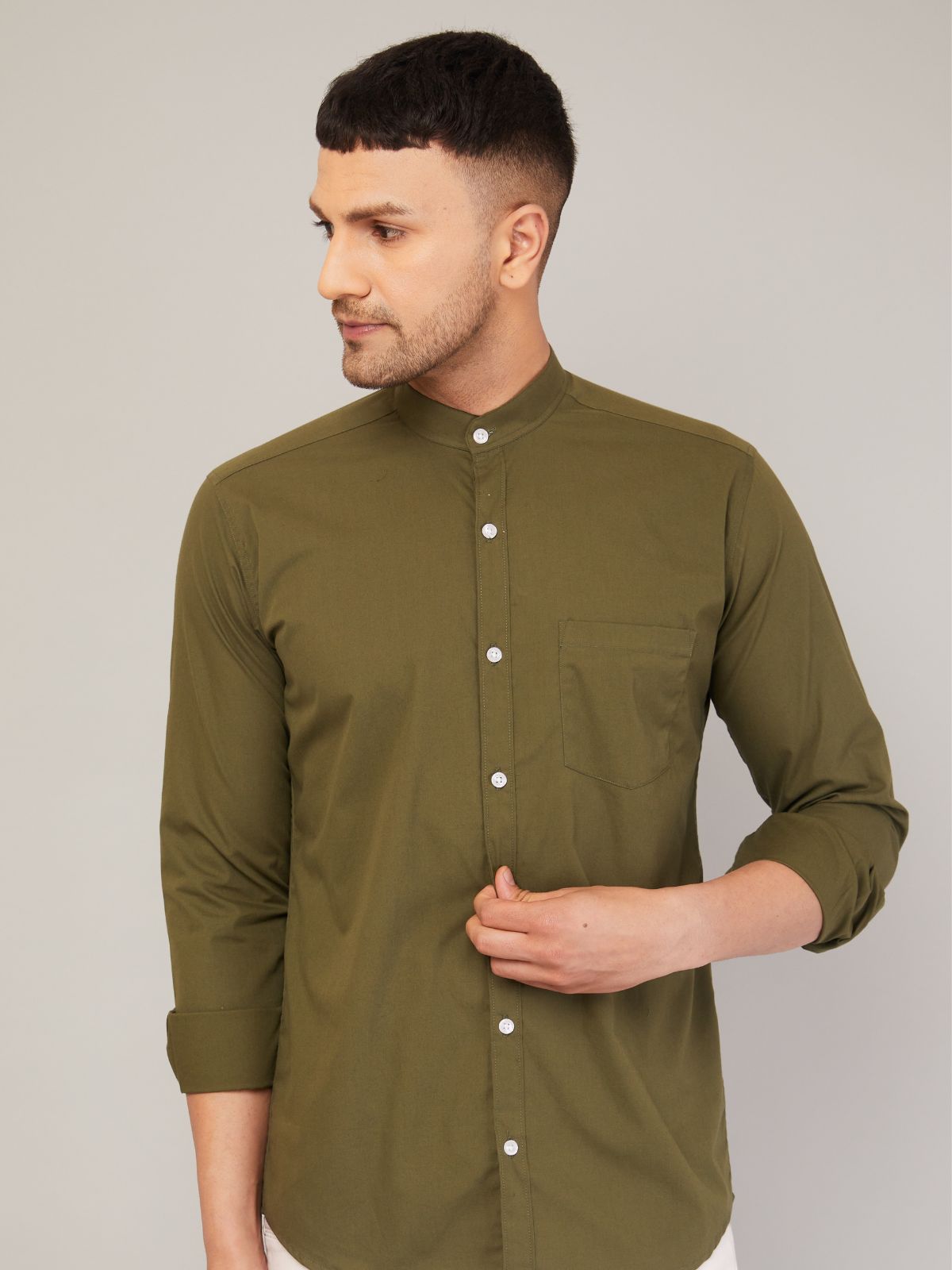 Louis Monarch Men Regular Fit Solid Mahendi Green Mandarin Collar Casual Shirt