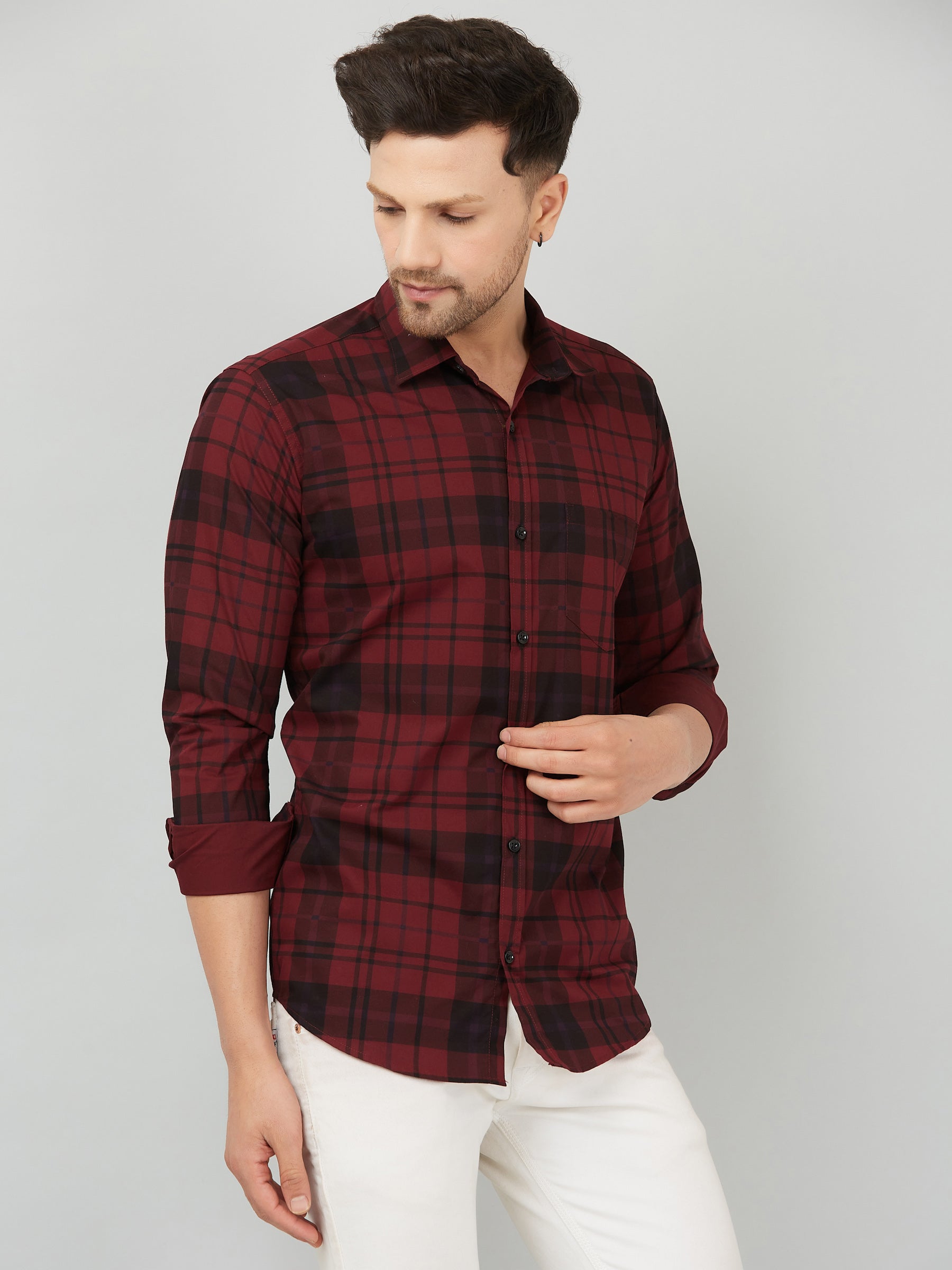 Louis Monarch Men Regular Fit Red Checkered Spread Collar Casual Shirt