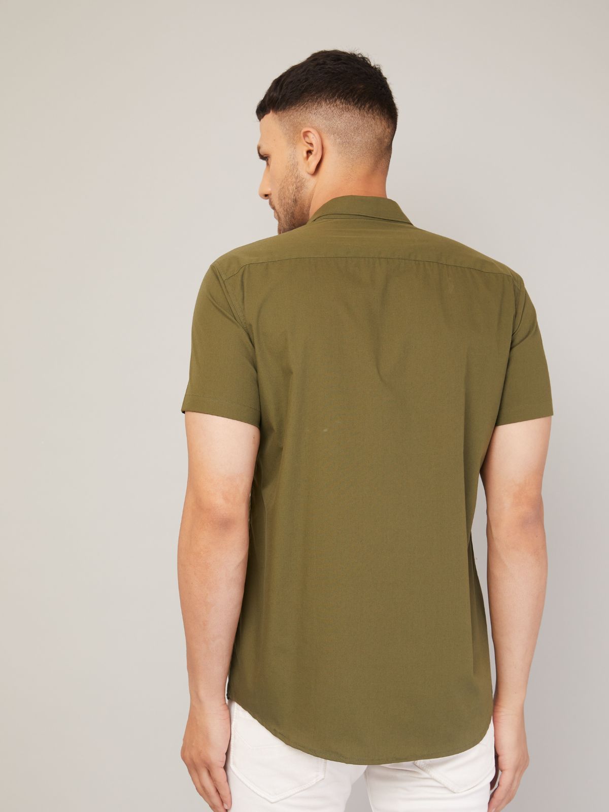 Louis Monarch Men Regular Fit Solid M Green Spread Collar Casual Half Shirt