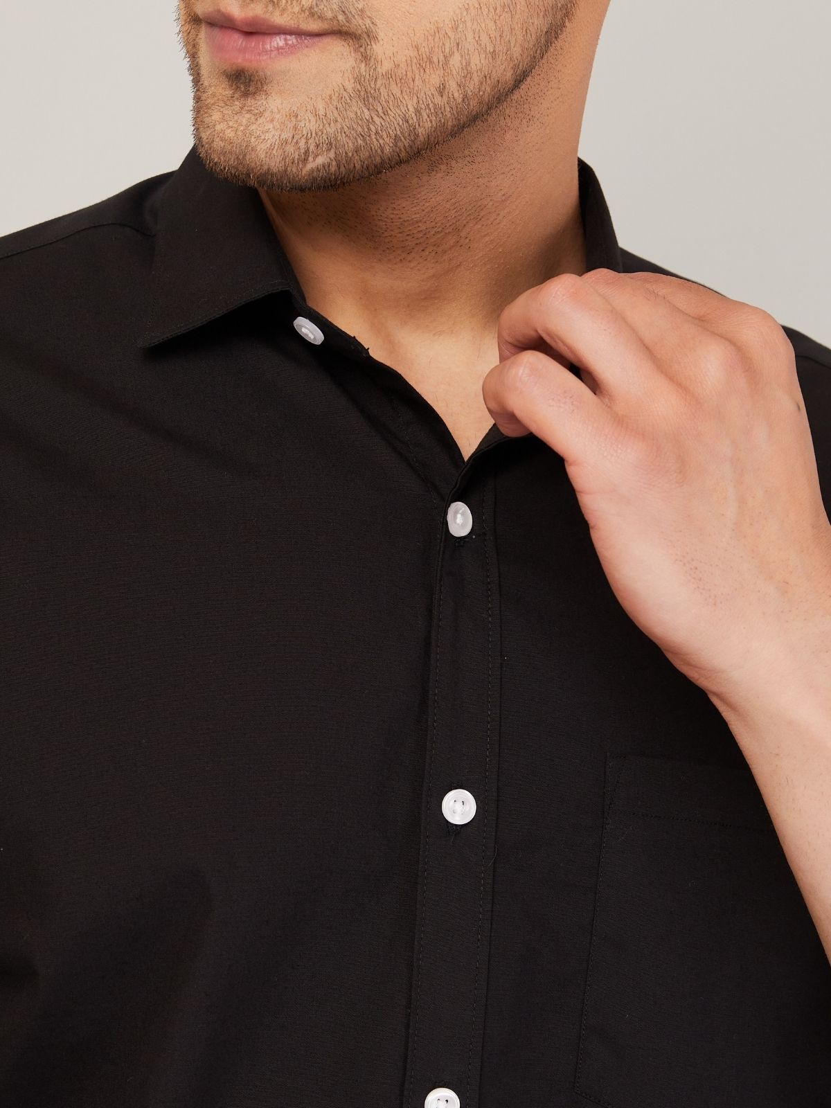 Louis Monarch Men Regular Fit Solid Spread  Collar Casual Black Color Shirt