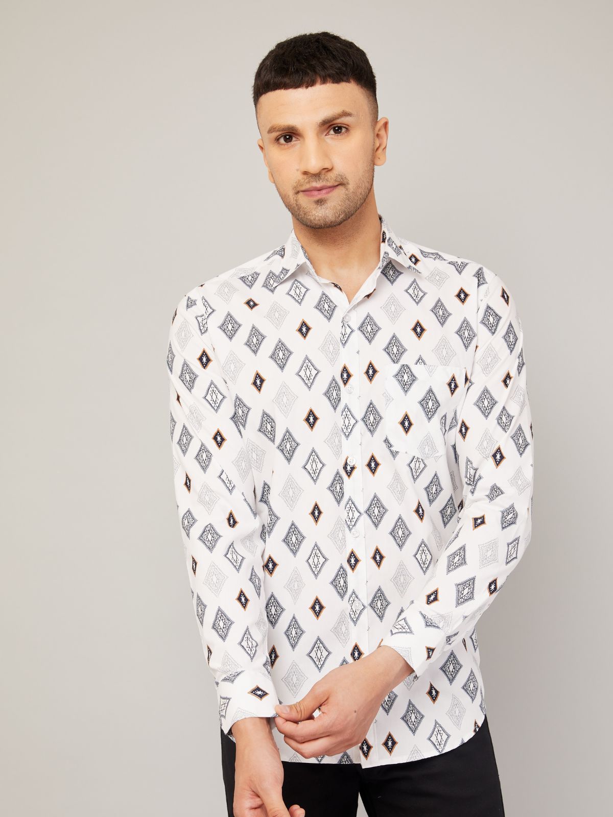 Louis Monarch Men Regular Fit Block Printed White Spread Collar Casual Shirt