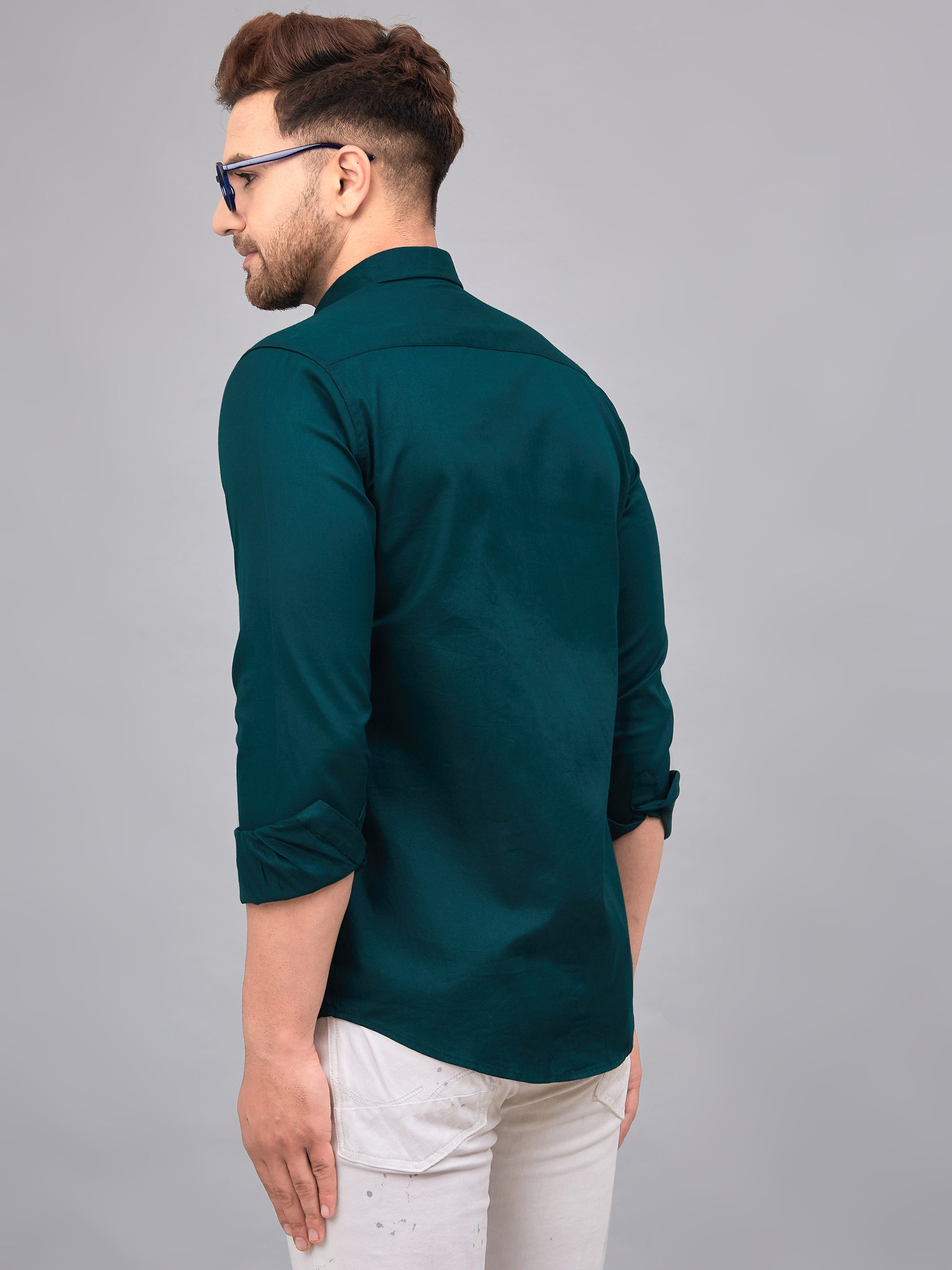 Louis Monarch Men Regular Fit Solid Dark Green Spread Collar Casual Shirt