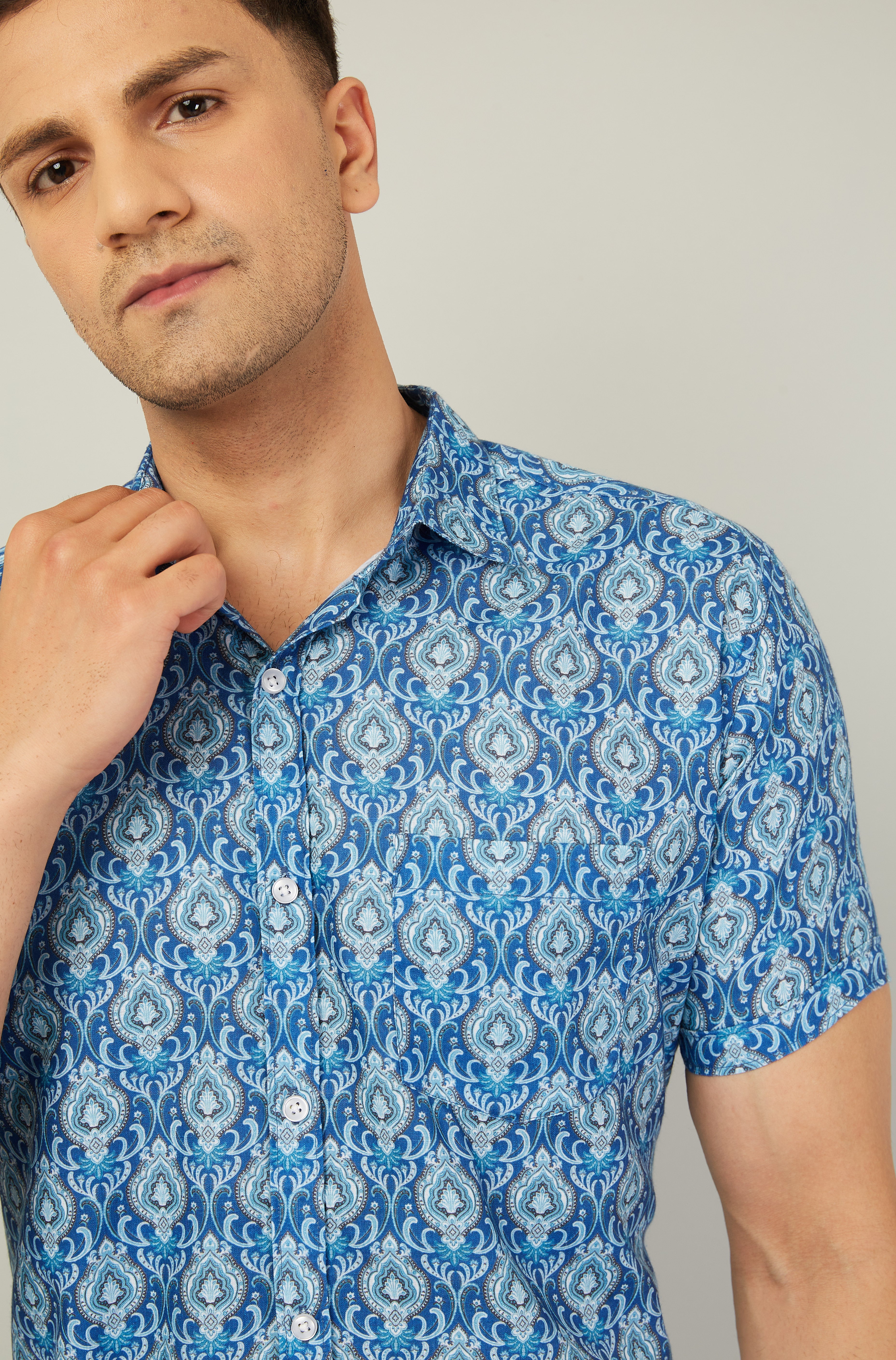 Monarch Men Regular Fit Blue Printed Spread Collar Casual Half Shirt