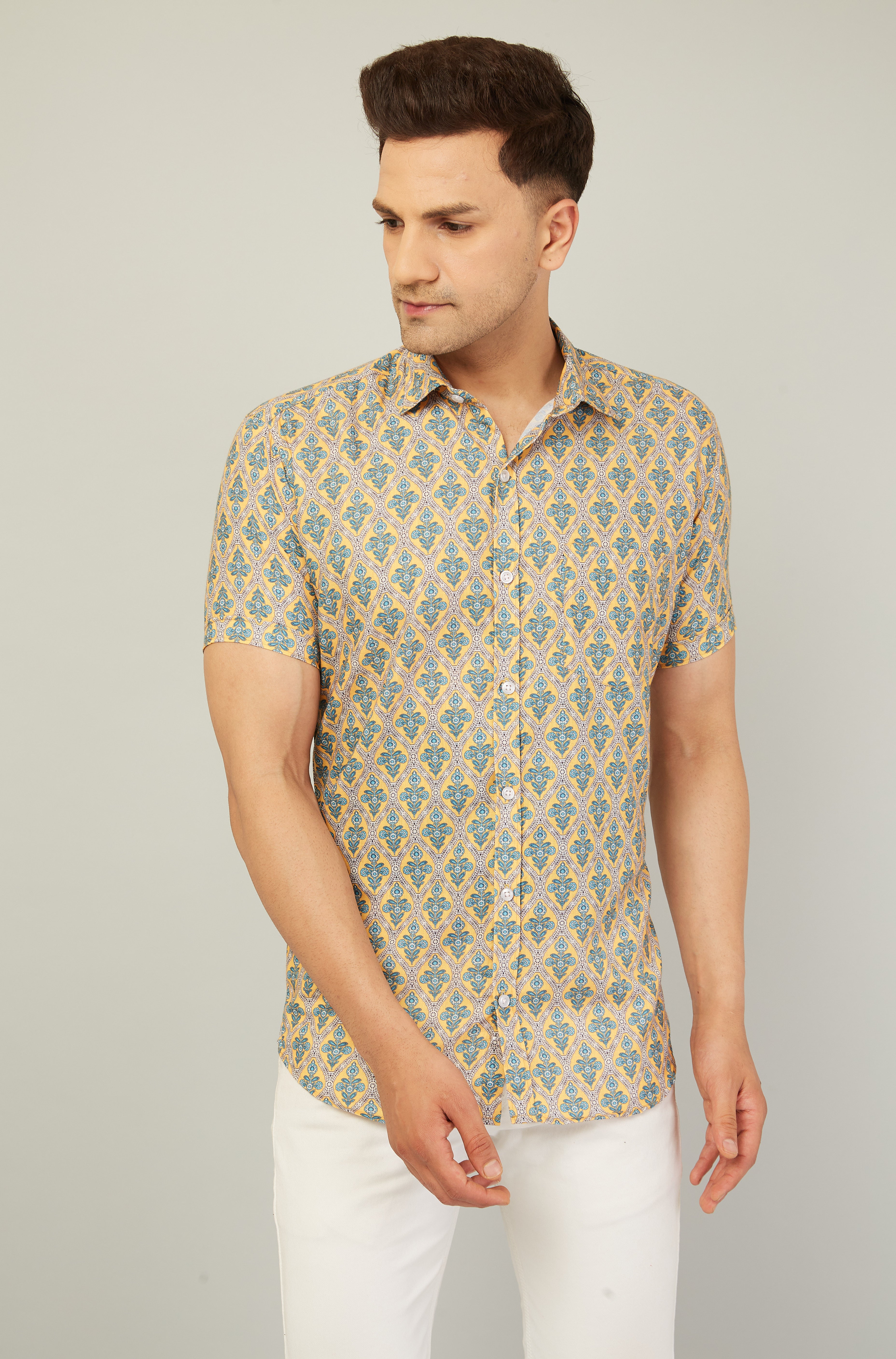 Monarch Men Regular Fit Yellow Printed Spread Collar Casual Half Shirt